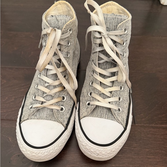 Converse Women's Grey and Black Trainers - Picture 2 of 5